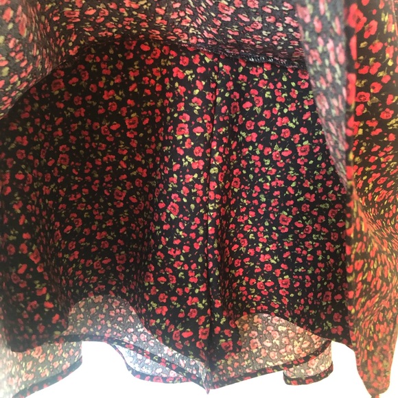 Zara flowy mini skirt with shorts - Picture 2 of 3